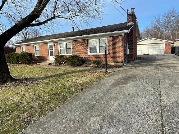 2nd image of 7402 Maurer Ln