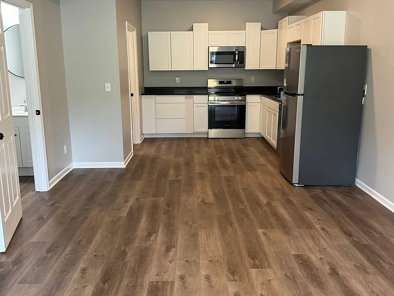 1301 McKee St — Photo 33