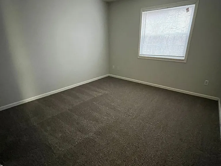 Foxfire West Apartments — Photo 60
