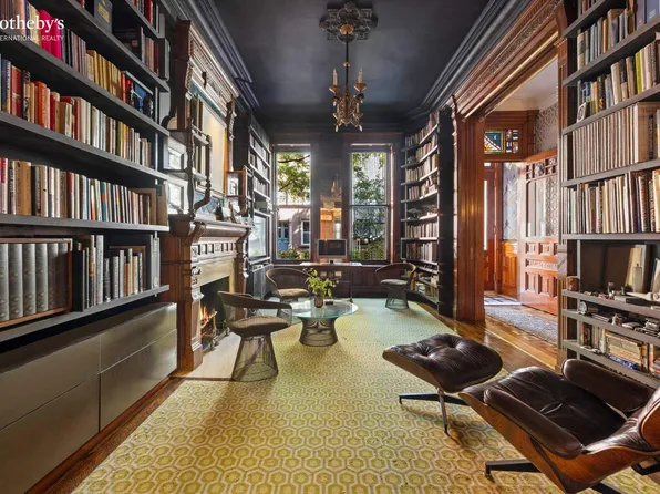 138 West 82nd Street image 4 of 39