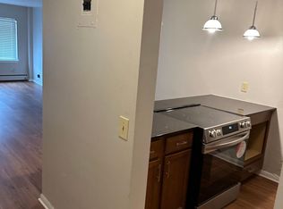 Girard Place Apartments, Minneapolis, MN 55408