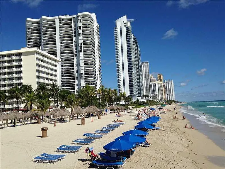 16699 Collins Ave #1909 — Photo 17