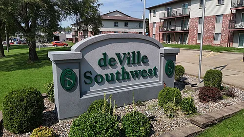 829 Southwest Blvd N Photo 1 829 Southwest Blvd N Photo 1