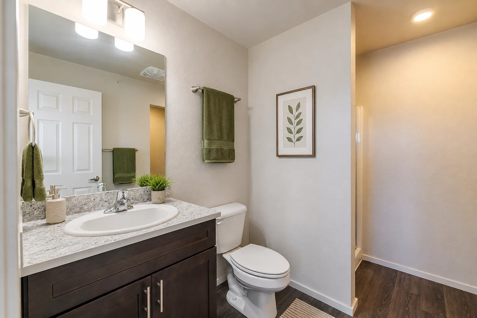 2 bed, 1080 sqft, $1,750 — Photo 3
