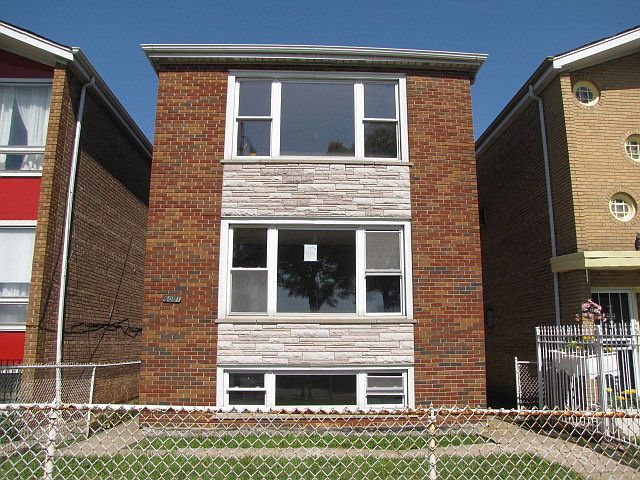 1st image of 6021 S Damen Ave