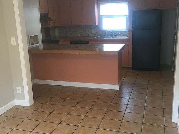 5th image of 41 Dickinson Ave Fl 1ST