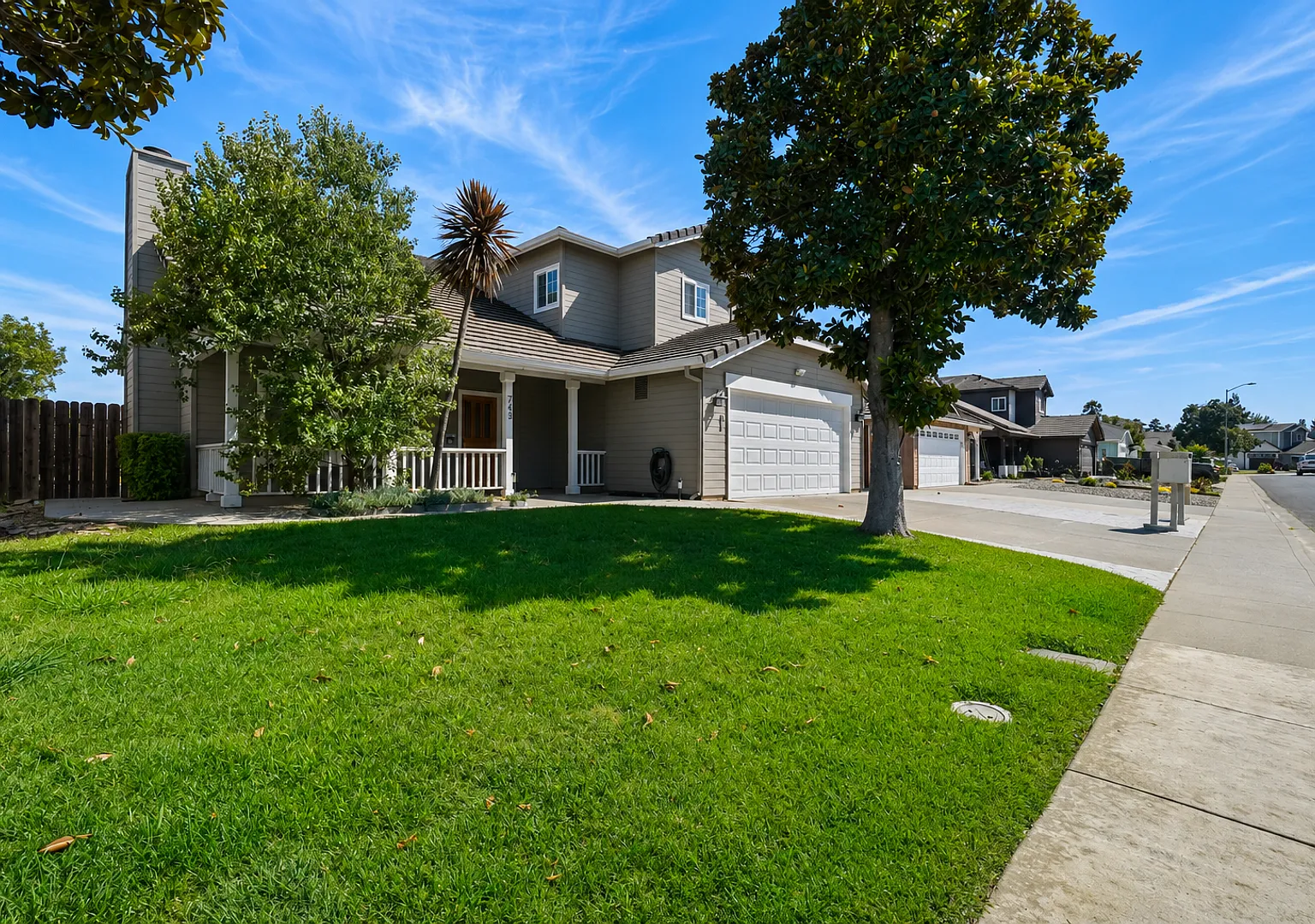 Available now !! Foxboro neighborhood & Travis Unified School District! This beauty is a 3bed / 3... — Photo 2