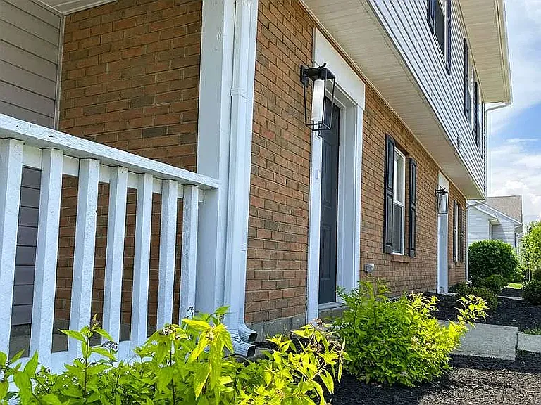 Fairfield Lakes Townhomes — Photo 19