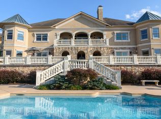 6427 Rutledge Dr, Schnecksville, PA 18078