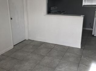 100 N 12th Ave APT 01, Yuma, AZ 85364