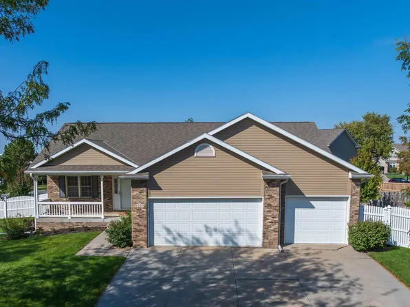 8005 Laytonjohn Ln, Lincoln, NE 68516
