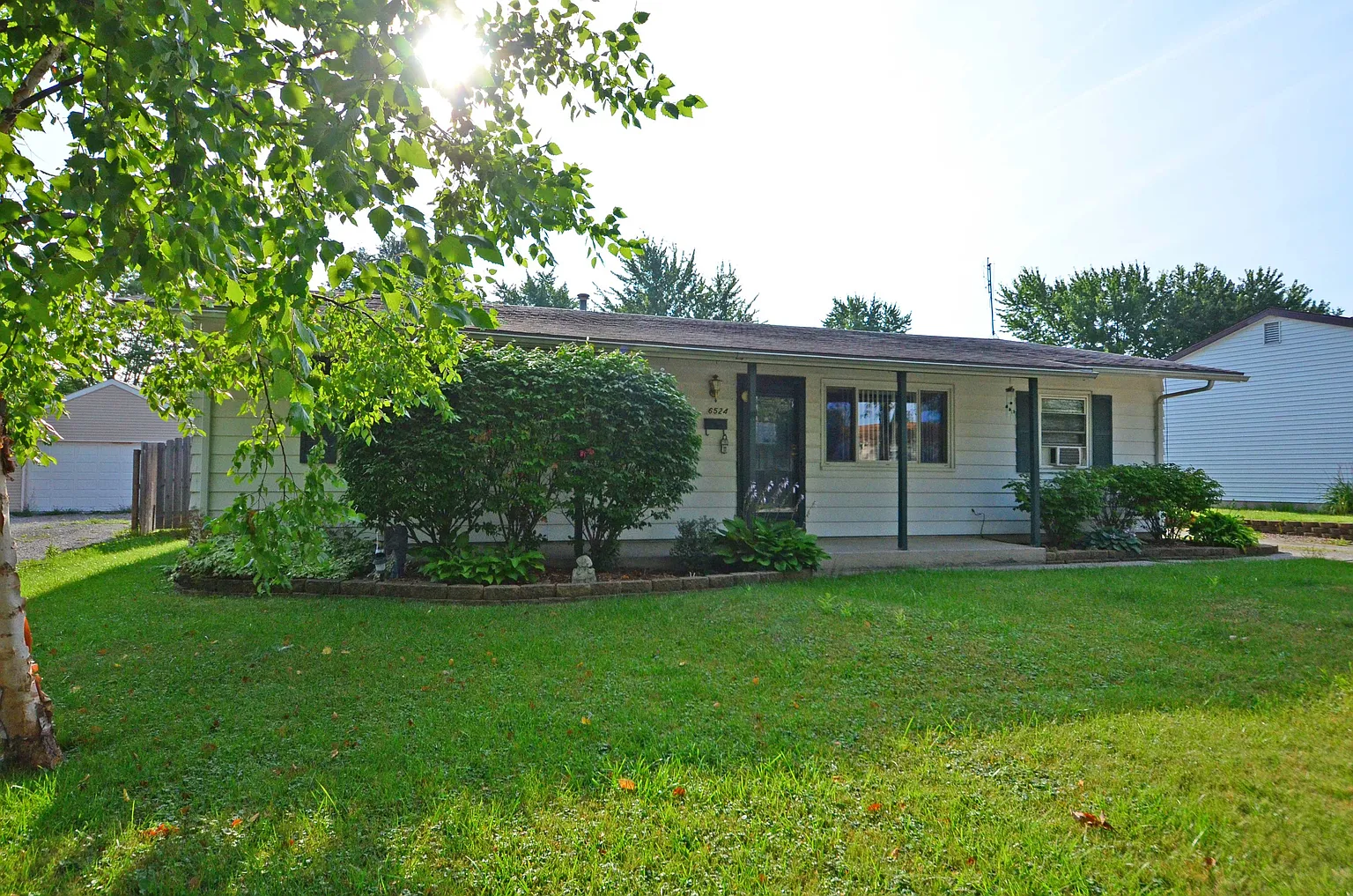 6524 Azalea Dr photo 1