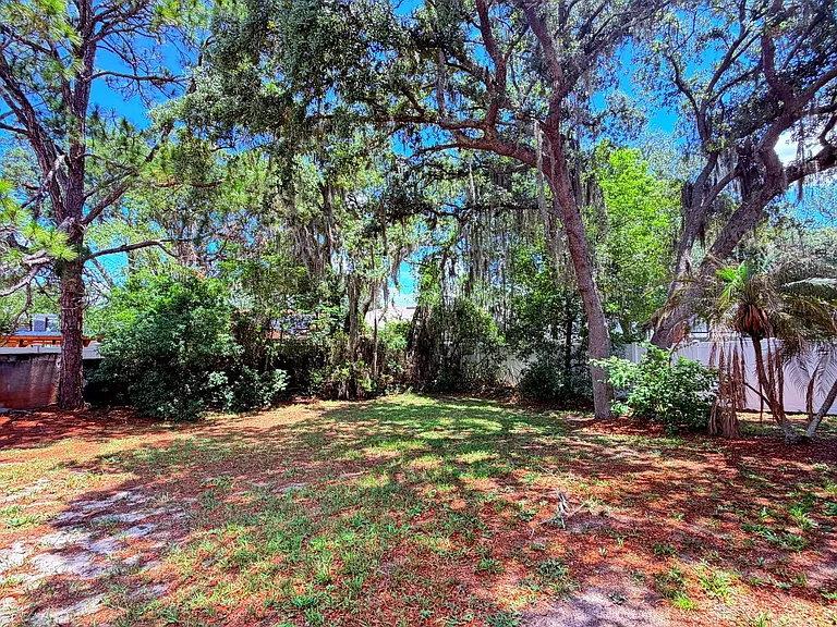 10725 Brice Ct — Photo 25
