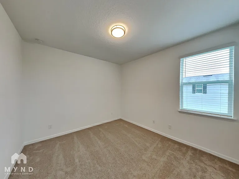 762 Middleton St — Photo 13