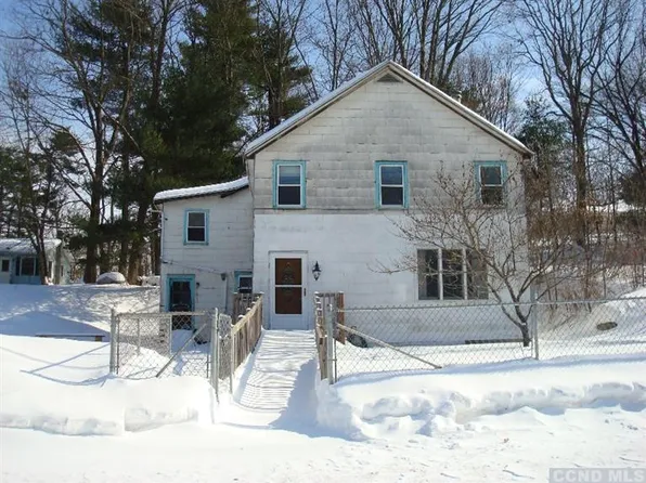 2226 Us Route 9w, Ravena, NY 12143