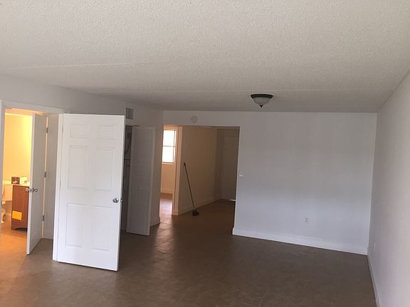 3rd image of 6115 NW 186th St APT 107