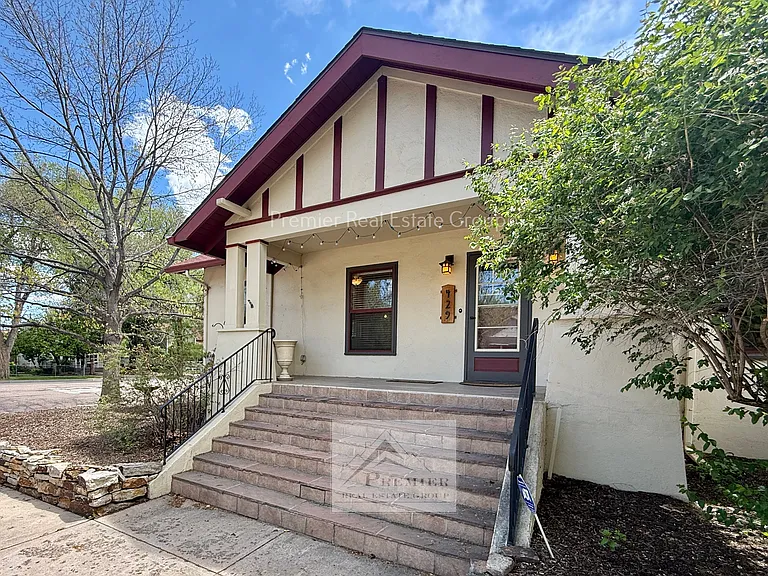 429 E San Rafael St — Photo 2
