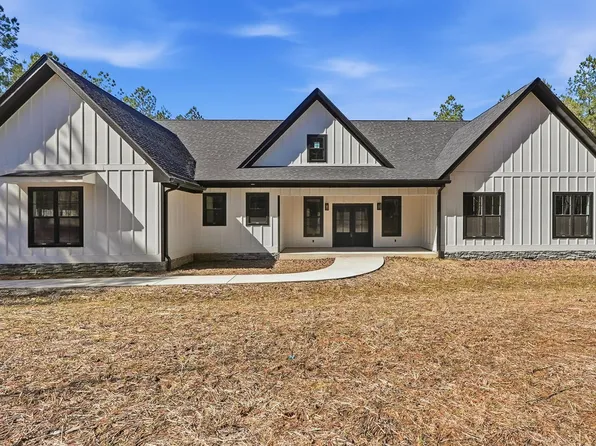 270 Sevier St, Jasper, TN 37347