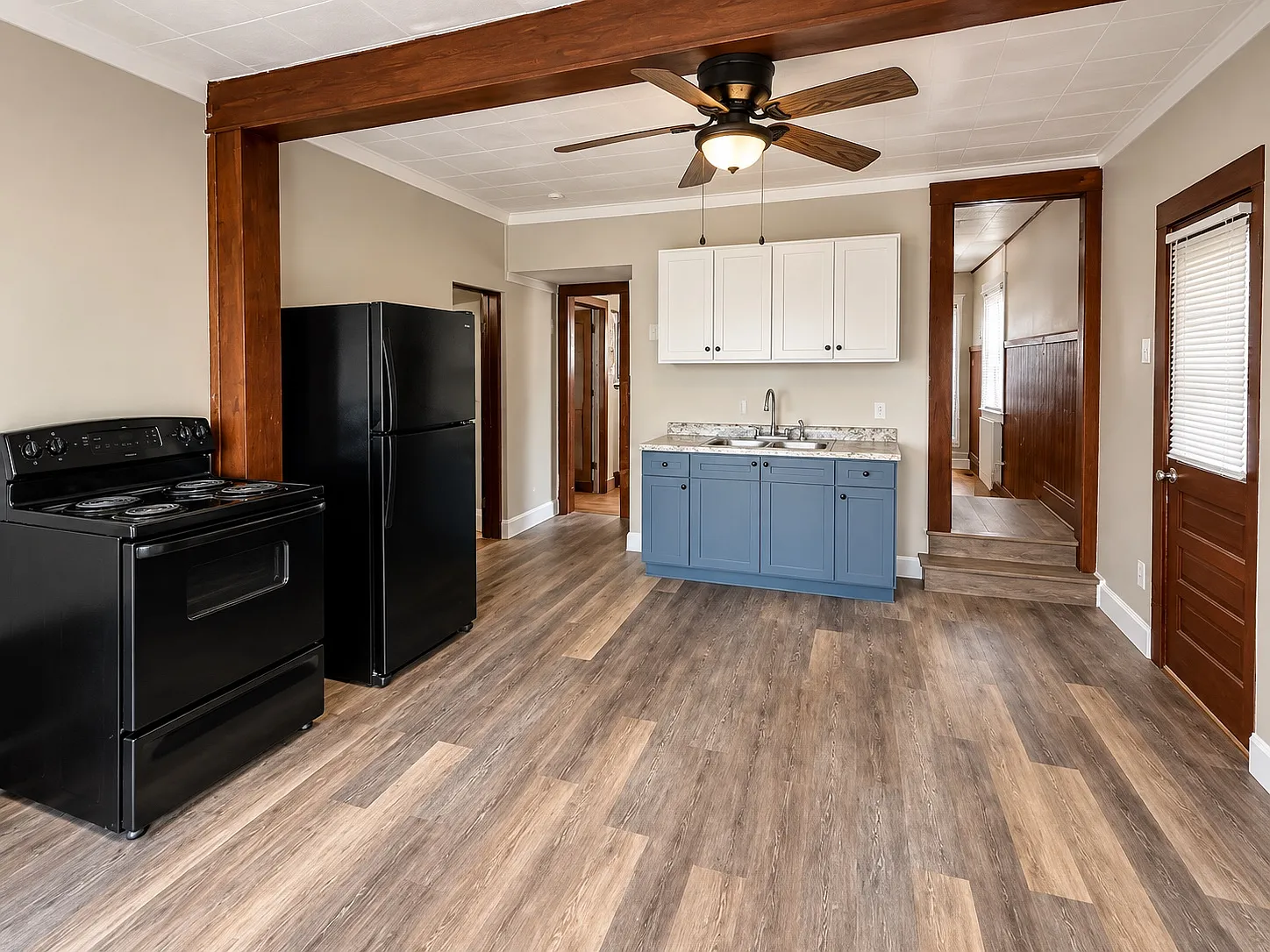 4 bed, $1,500 — Photo 3