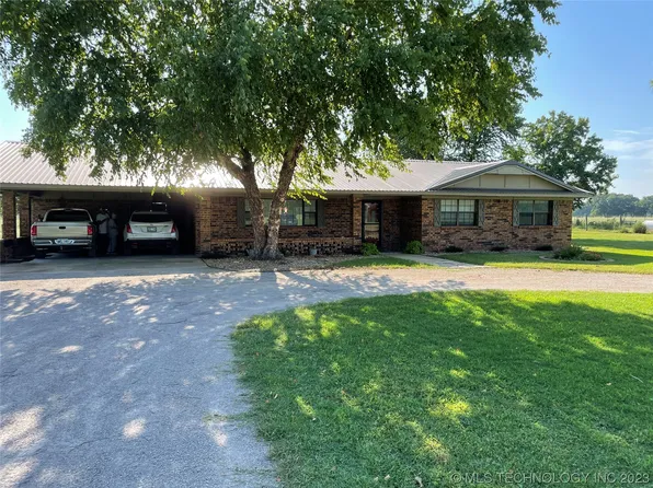 9705 S Lone Cedar Rd, Mannsville, OK 73447