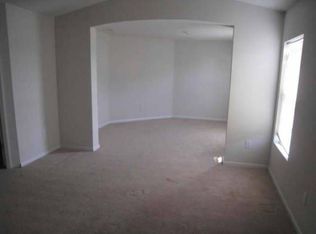 6079 Chestnut Gelding Ln, Jacksonville, FL 32234