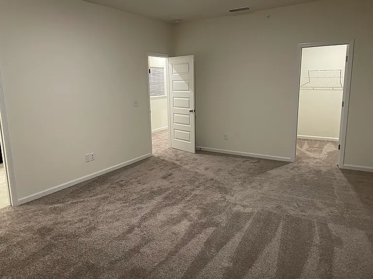 1320 Hopedale Dr — Photo 17