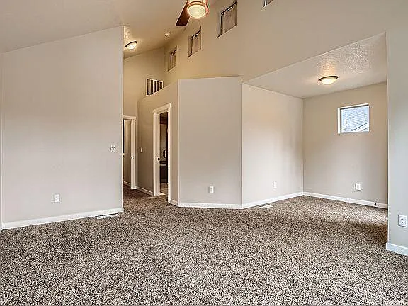 4017 SE 168th Ave — Photo 20