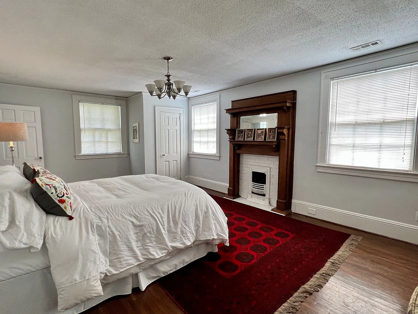 601 Grandin Rd — Photo 4