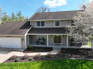 8601 Stout Ave, Grosse Ile, MI