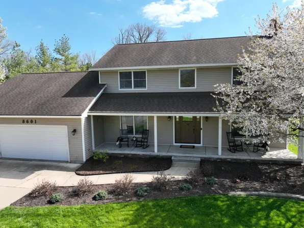 8601 Stout Ave, Grosse Ile, MI 48138