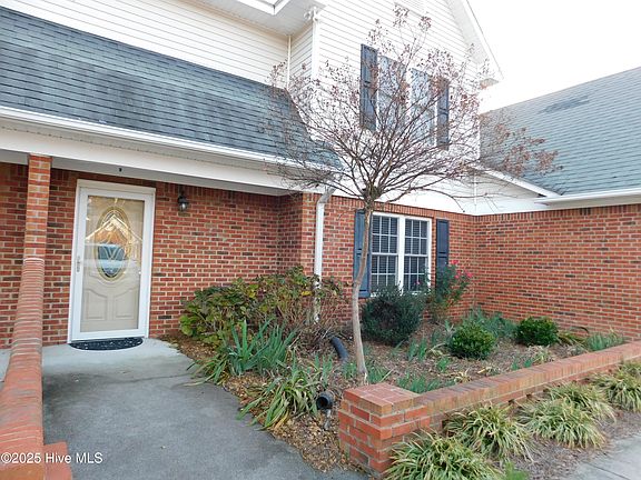 2nd image of 14981 Kenwyn Drive Apt C