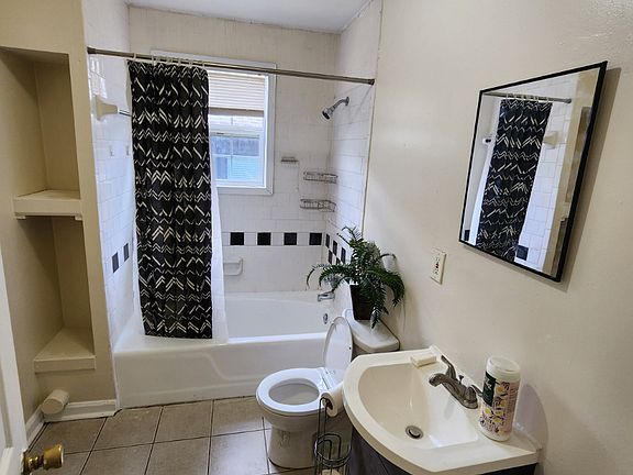 4th image of 1278 Lucile Ave SW #1
