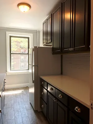 Rented by Prime Realty | media 4