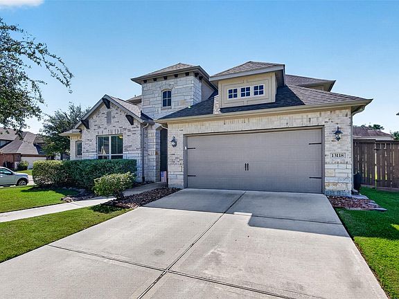 3rd image of 13118 Six Rivers Dr