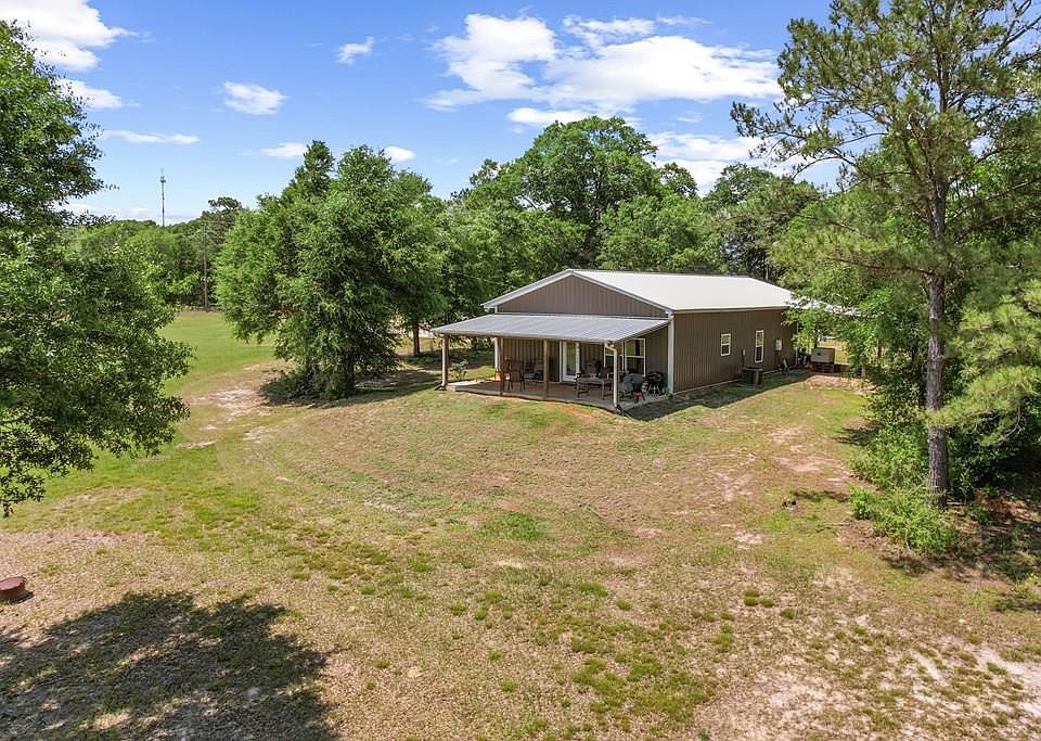 1st image of 806 County Road 14