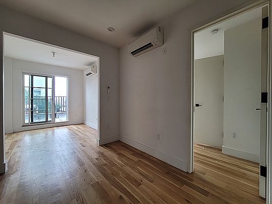 1st image of 830 Saint Johns Pl #5C