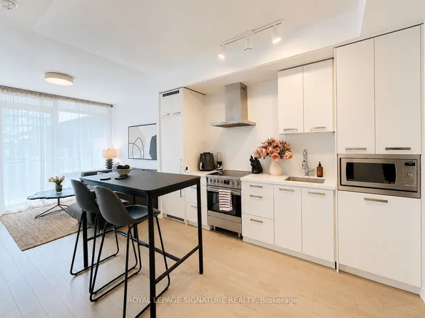 455 Front St E #N431, Toronto, ON M5A 0G2