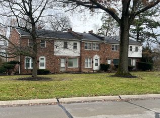 2553 Chamberlain Rd, Fairlawn, OH 44333