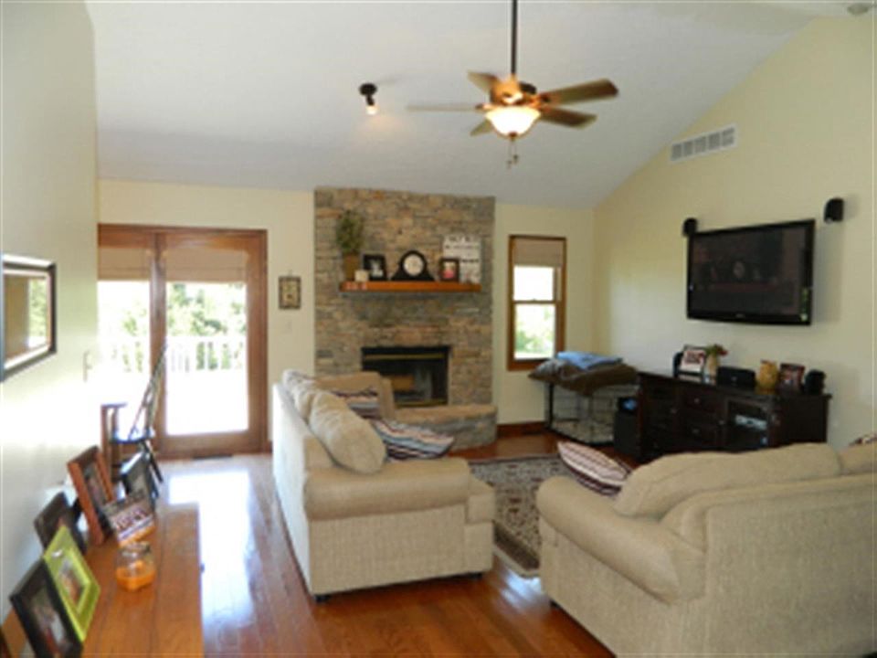 1st image of 8102 S Talbott Ct