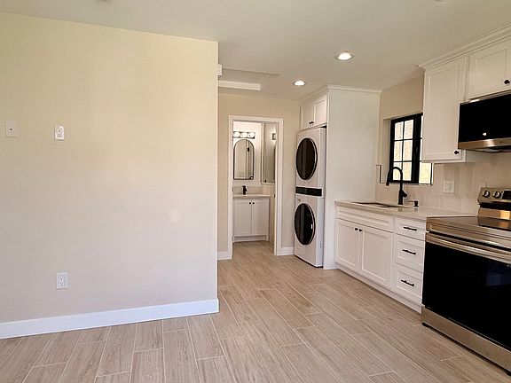 5th image of 10304 Virginia Ave #B