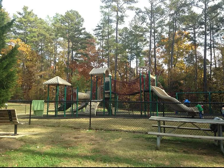 Trail from the community leads to Apex Community Park, featuring a 3-mile loop and a lake.