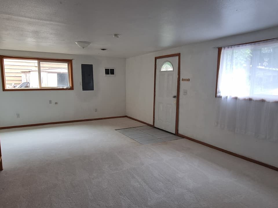 1st image of 18529 Palatine Pl N #2