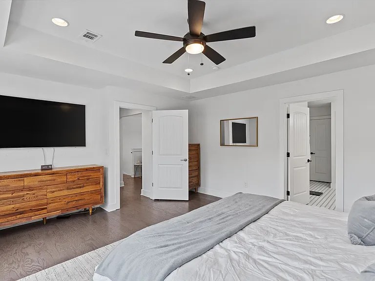 1309 Fort Branch Blvd — Photo 16