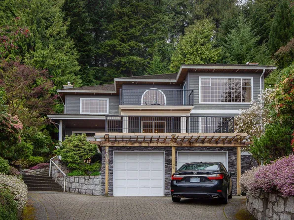 3973 Braemar Pl, North Vancouver, BC V7N 4M8