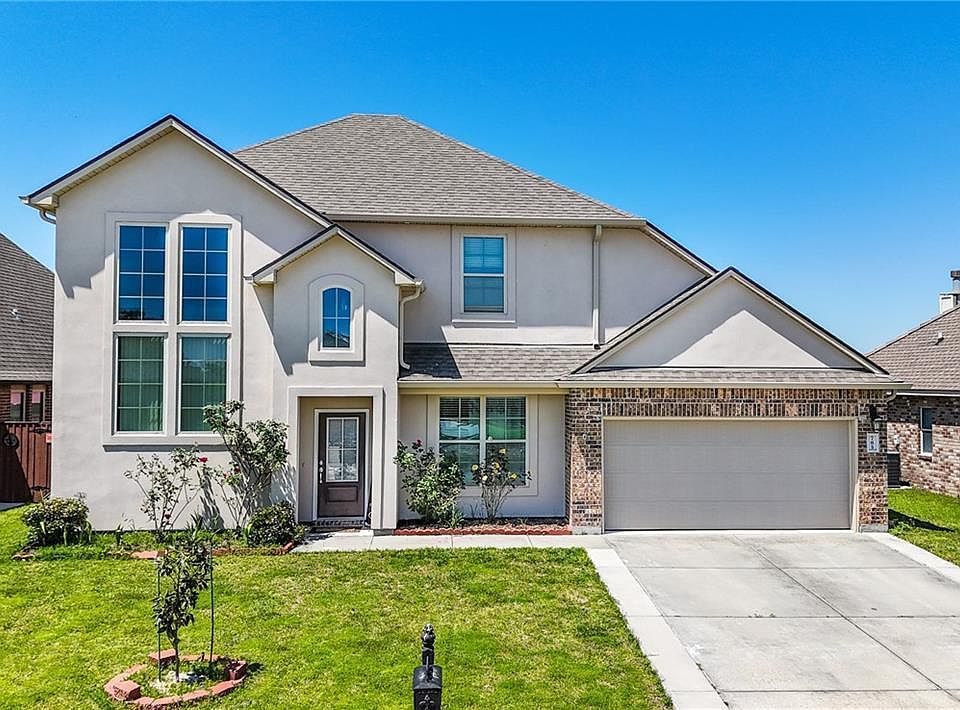 1st image of 785 Lakeshore Village Dr