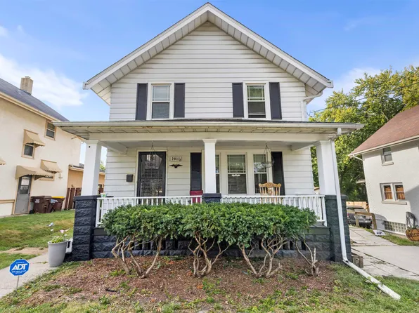 2011 2nd Ave, Rockford, IL 61104