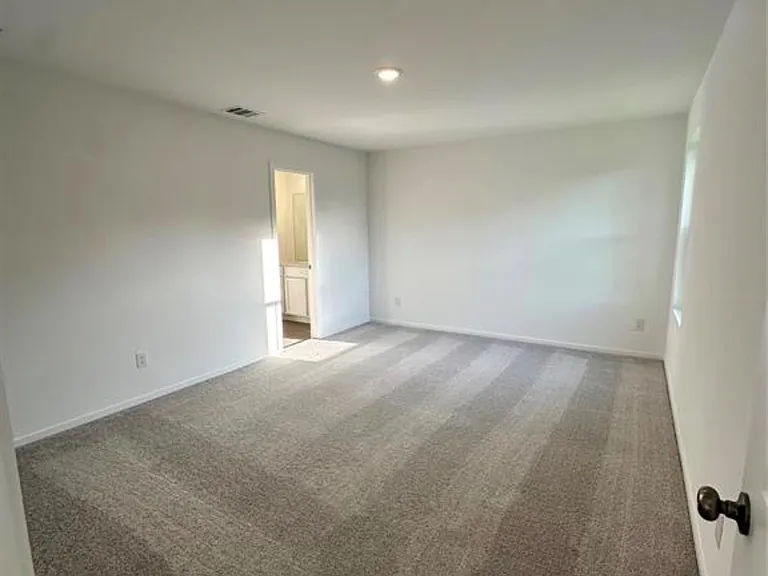 448 Shoreview Dr — Photo 7