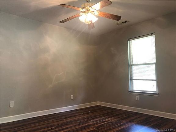 5th image of 2000 Grandhaven Dr Unit A
