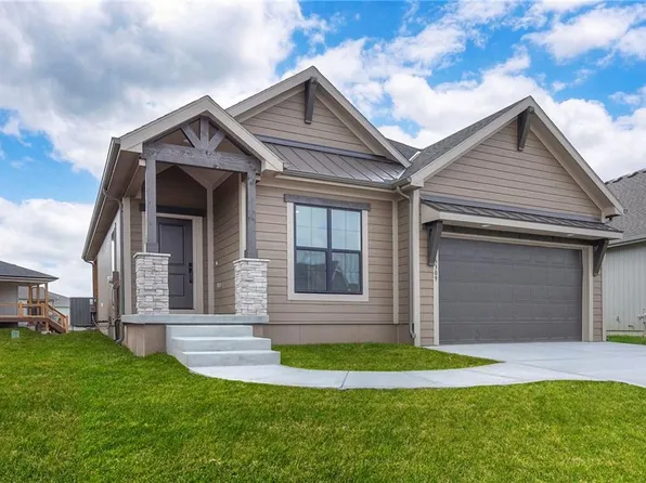 15309 W 173rd Ter, Olathe, KS 66062