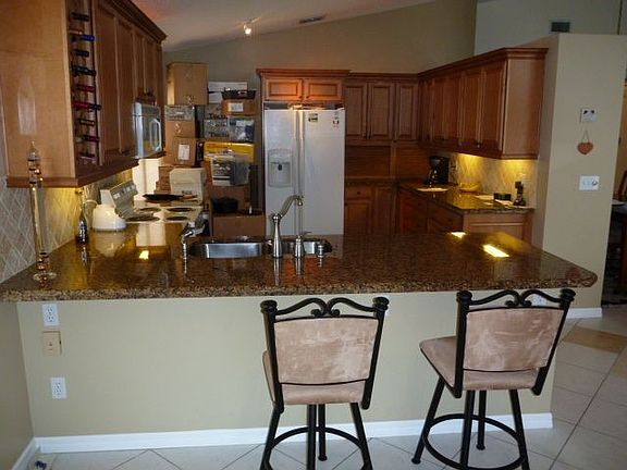 2nd image of 1268 SW 181st Ave